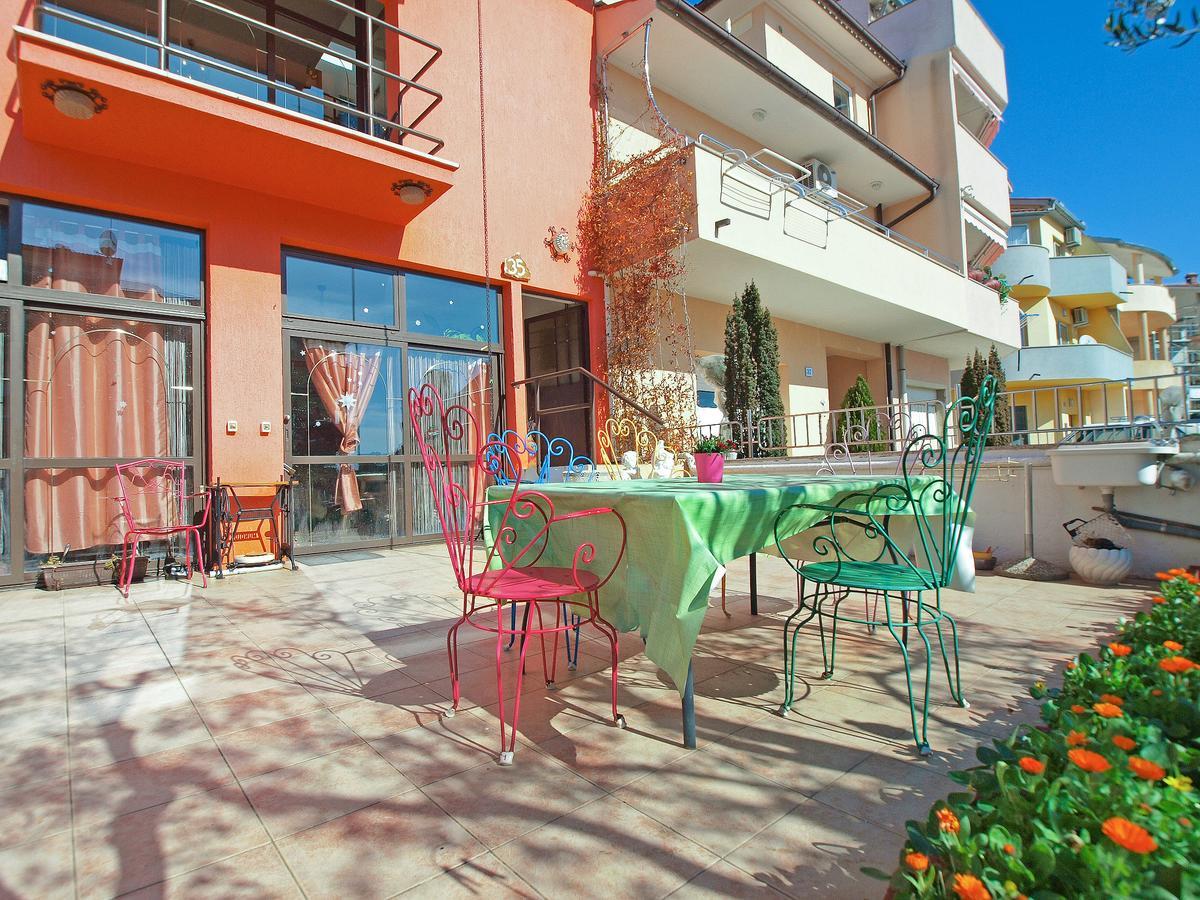 Apartments Kada 1571 Pola Esterno foto